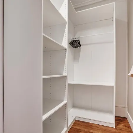 Davia - 2 A Salpetriere Apartment *